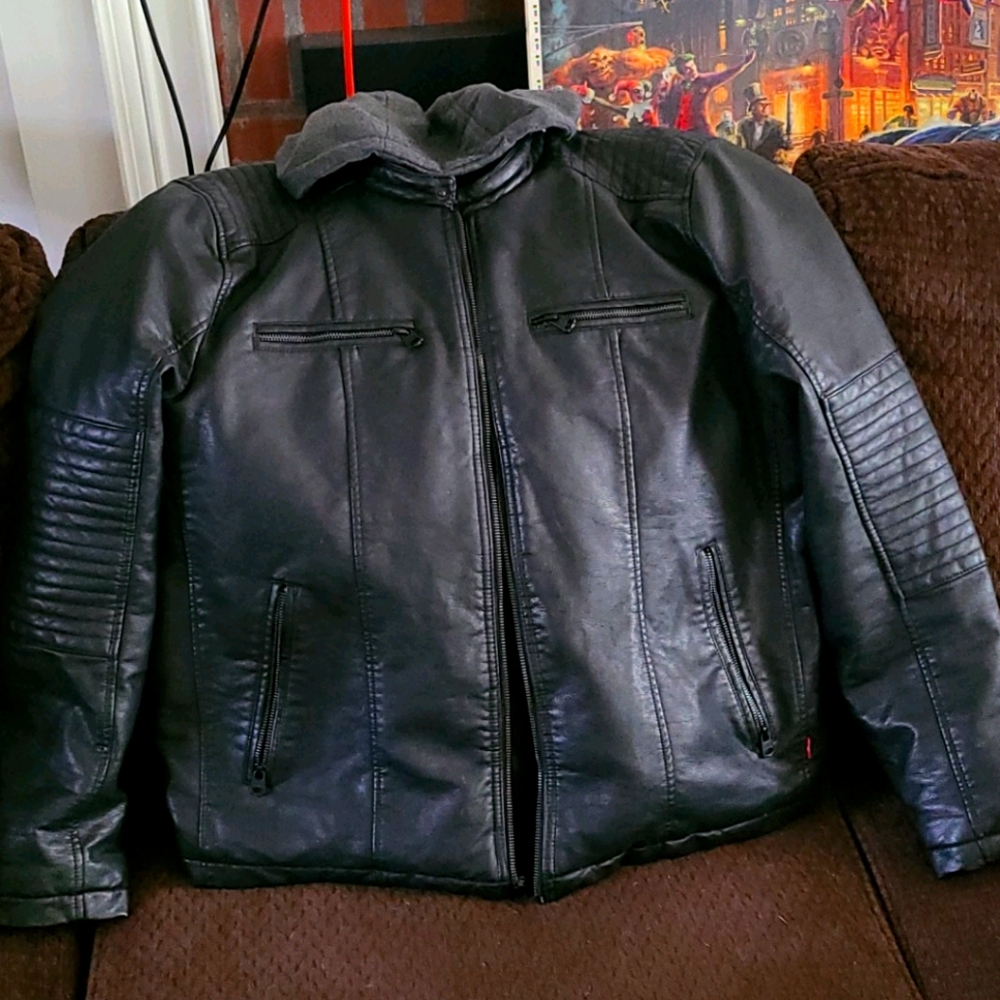 Doesn't fit, don't wear.